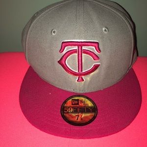 TC grey and pink  New Era fitted hat